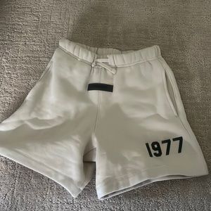 essentials shorts